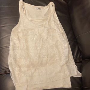 Stylish cute blouse.